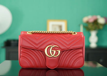 Gucci GG Marmont Small Matelasse Bag Red