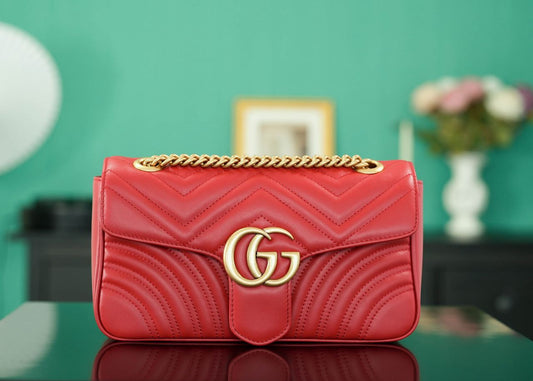 Gucci GG Marmont Small Matelasse Bag Red